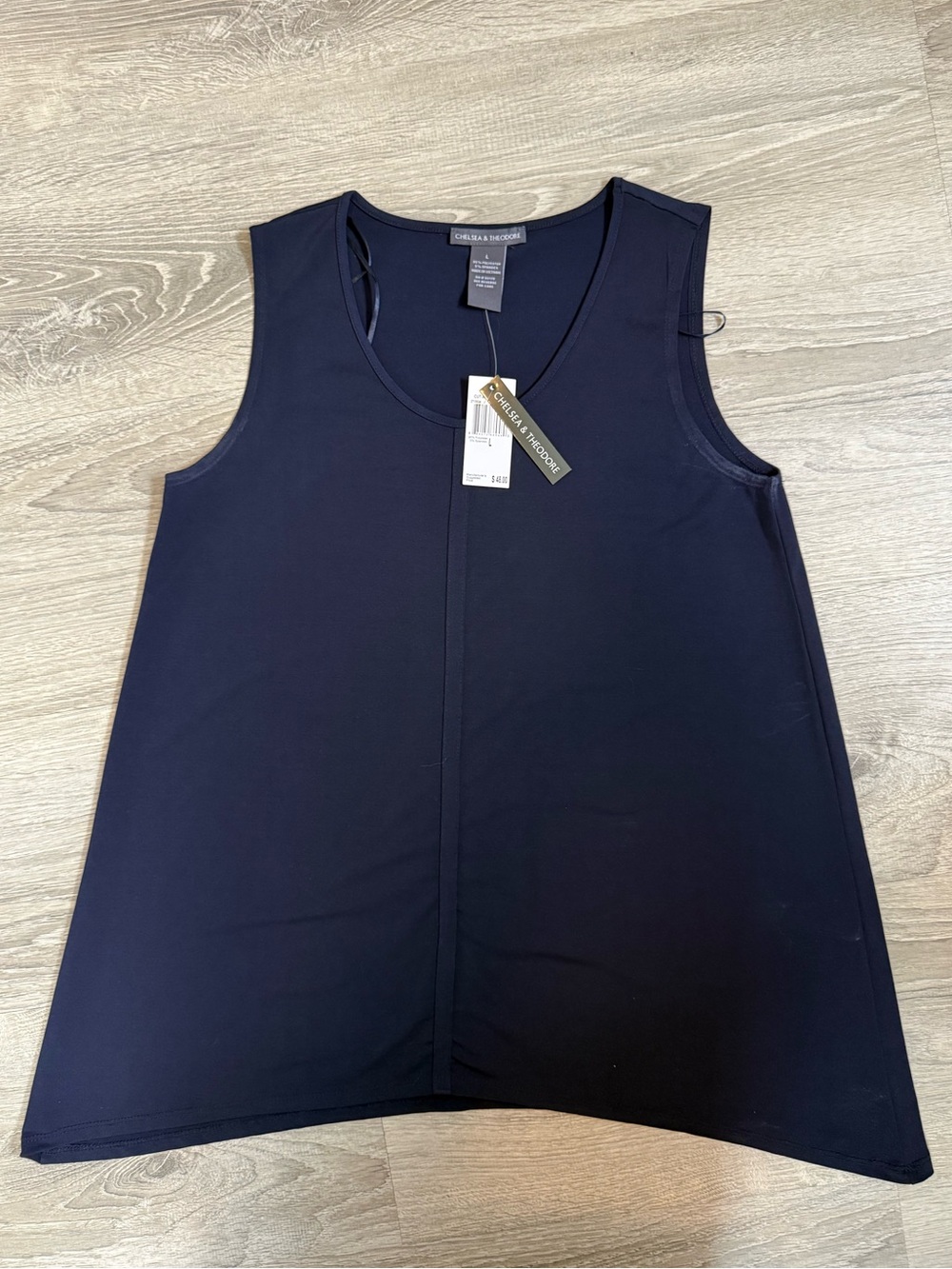 Chelsea & Theodore Navy Sleeveless Scoop Neck Tank